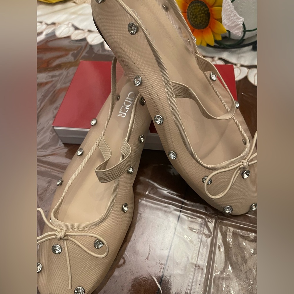 Cider Cream Embellished Flats with Bow Detail - Picture 5 of 5